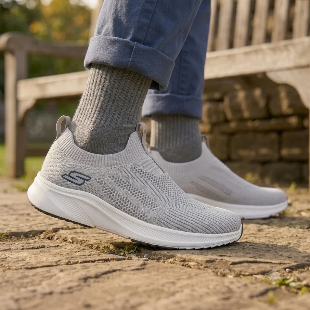 Premium Men's Slip-On Knit Sneakers – Off-White - Image 3
